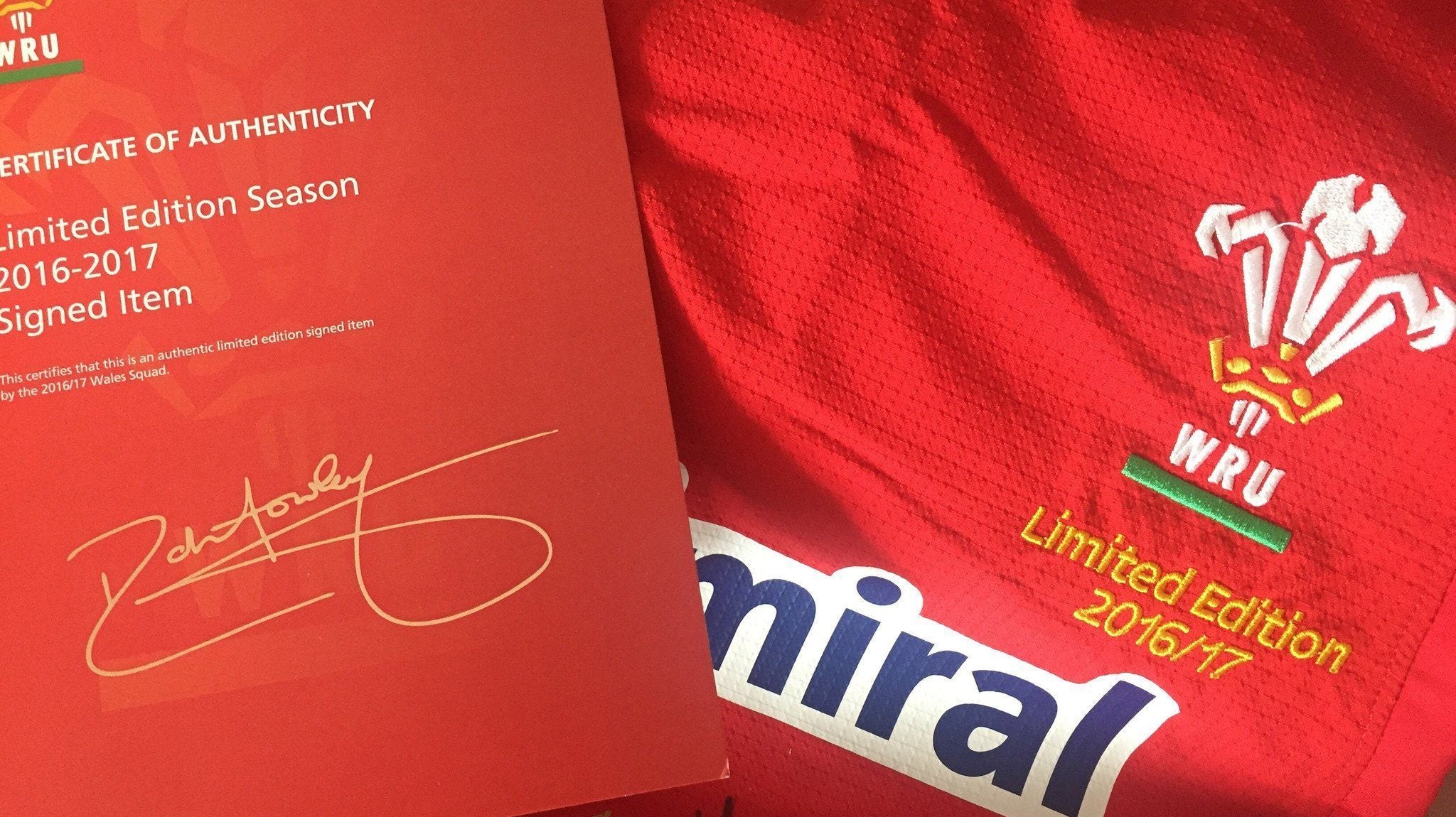Win a shirt signed by the 36-man 2016-17 Welsh rugby union squad!