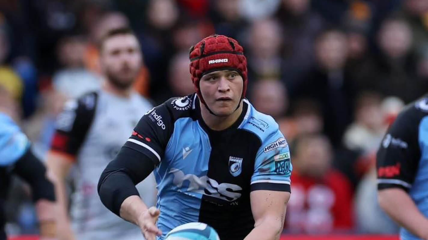 James Botham and the new JB VII Headguard