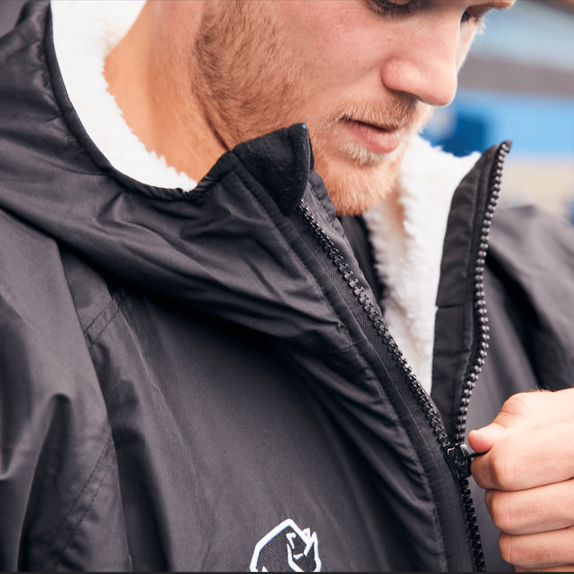 Sherpa robe changing robe with Sherpa fleece lining in black