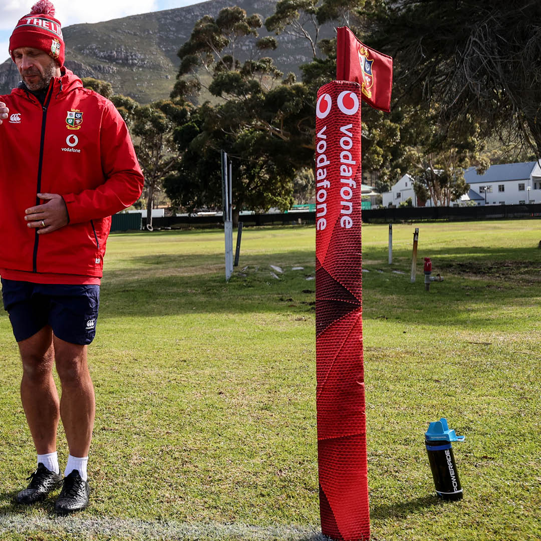 Rhino Lions Corner Flag Pads Used