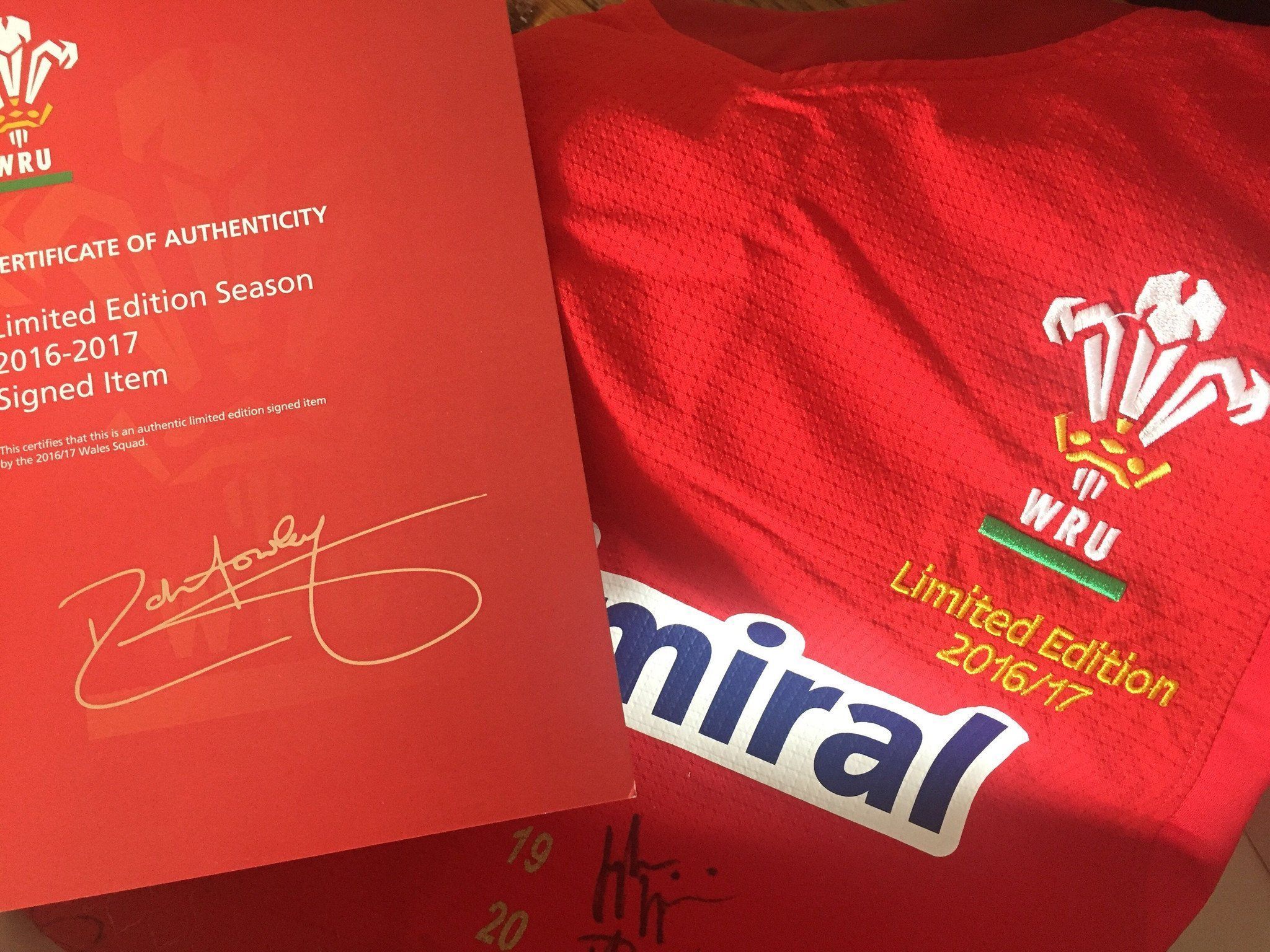 Win a shirt signed by the 36-man 2016-17 Welsh rugby union squad!